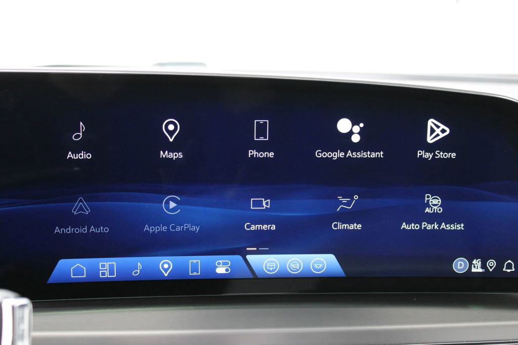 Used 2024 Cadillac Lyriq Luxury image 45