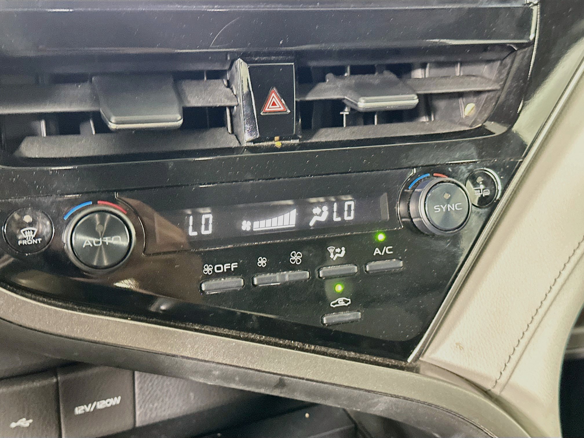 Used 2024 Toyota Camry XSE FWD image 23