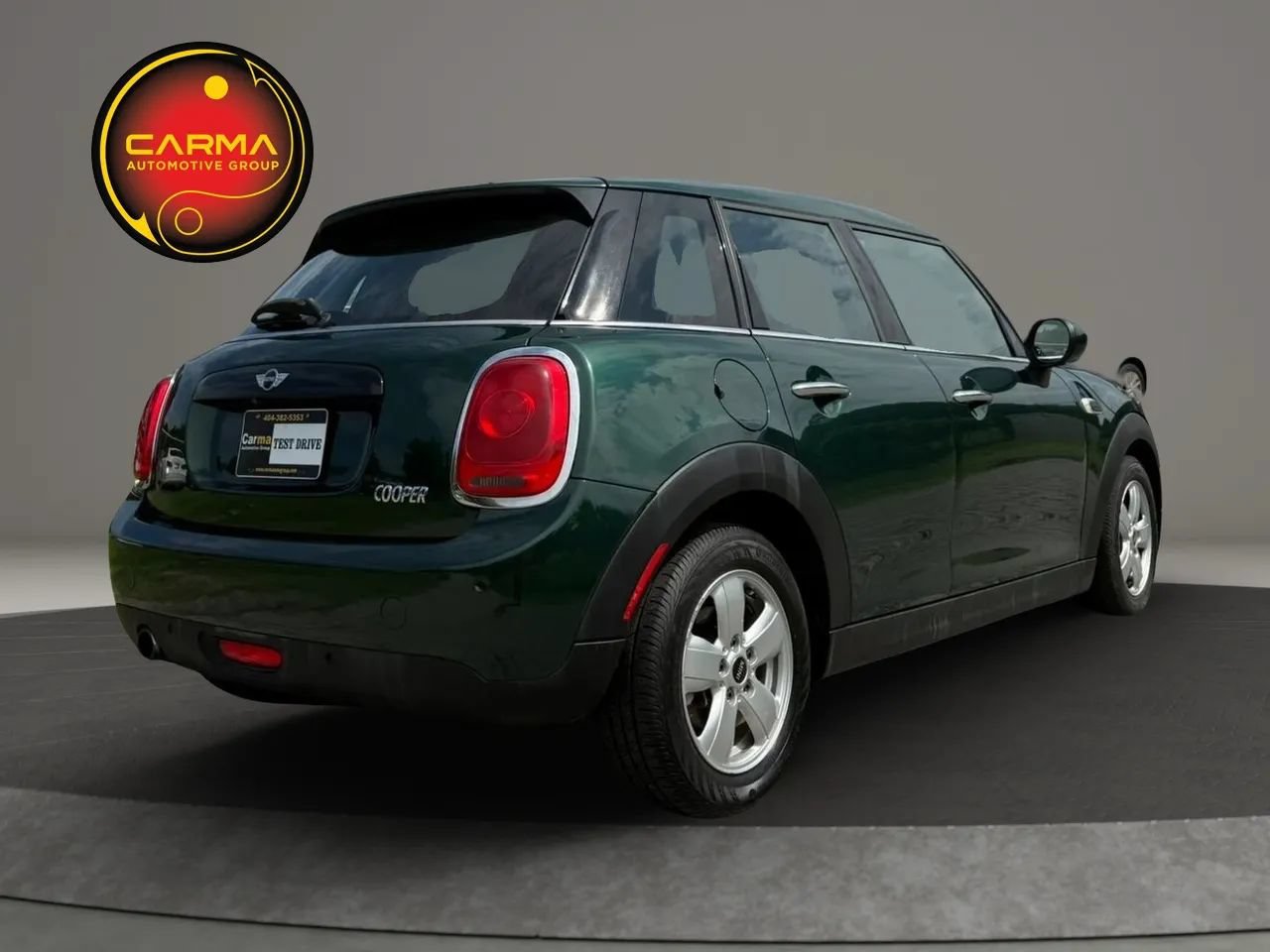 Used 2018 MINI Cooper 4-Door Hardtop FWD image 5