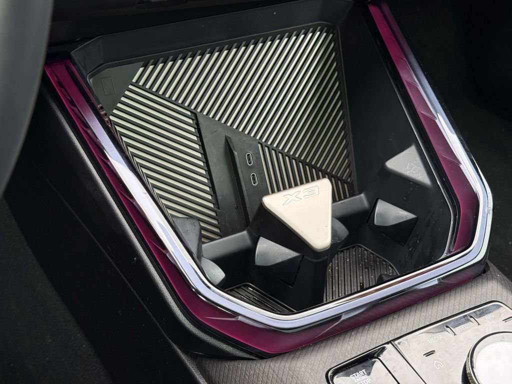 Used 2025 BMW X3 xDrive30i w/ Premium Package image 29