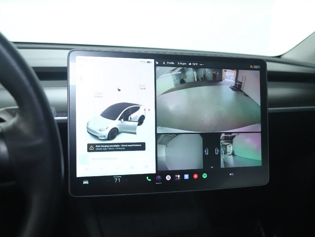 Used 2022 Tesla Model Y Performance AWD/4WD image 24
