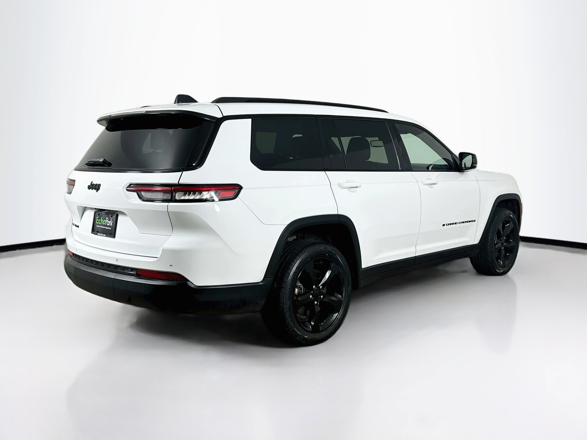 Used 2022 Jeep Grand Cherokee L Laredo AWD/4WD image 9