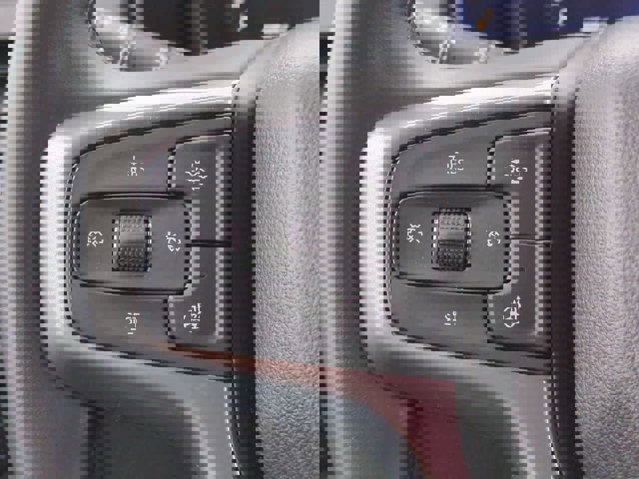 Used 2023 Chevrolet Suburban Premier image 23