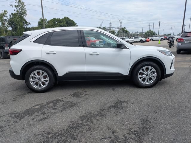 Used 2024 Ford Escape Active FWD image 3