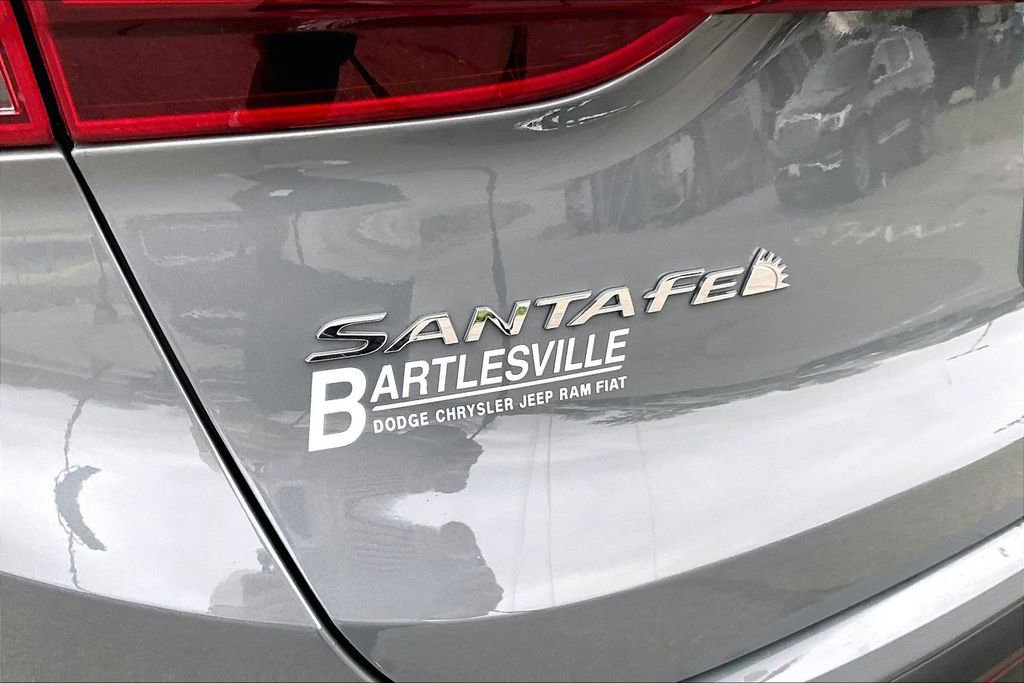 Used 2022 Hyundai Santa Fe SEL w/ Convenience + Premium Package image 14