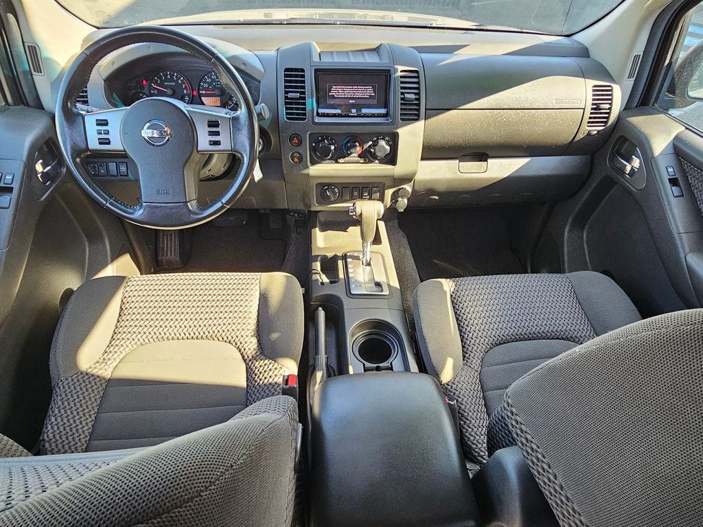 Used 2005 Nissan Frontier LE w/ (T01) Traction Pkg AWD/4WD image 15