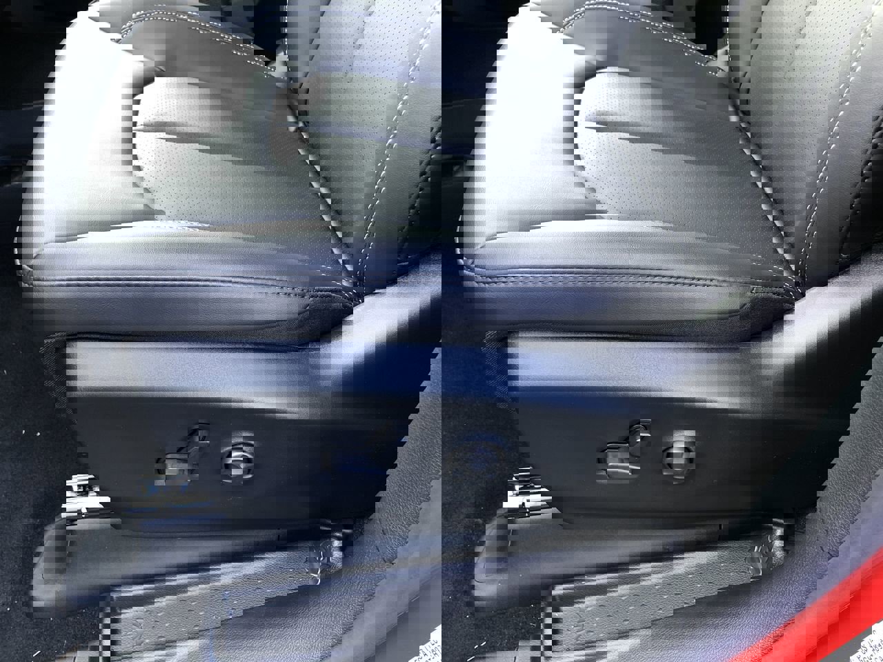 New 2026 Chrysler Pacifica Select w/ S Appearance Package image 24