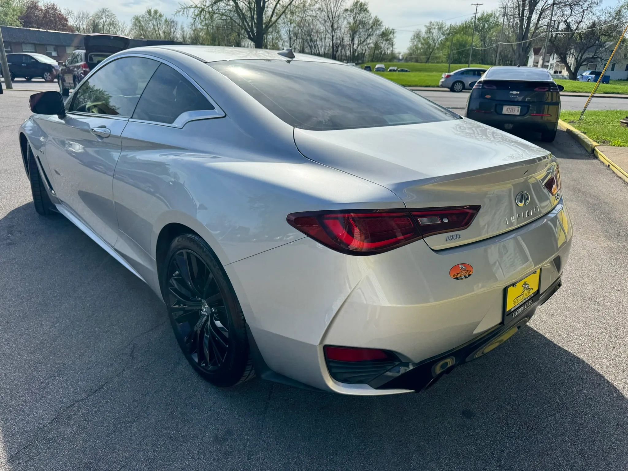 Used 2017 INFINITI Q60 3.0t w/ Premium Plus Package 3.0T AWD/4WD image 6
