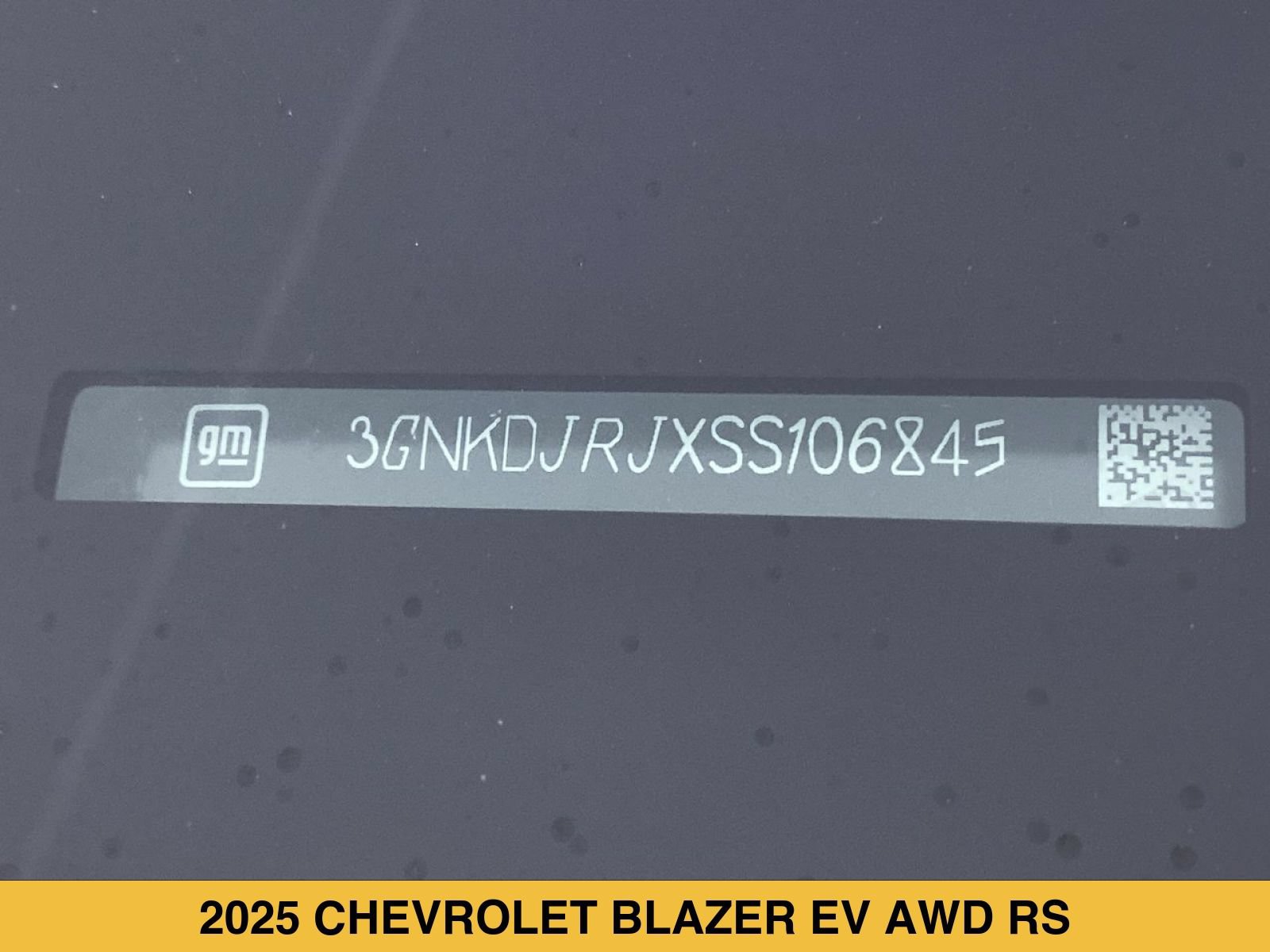 Certified 2025 Chevrolet Blazer EV RS AWD/4WD image 14