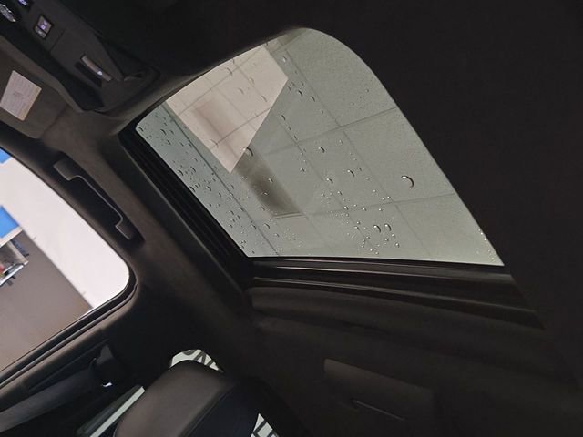 Used 2019 Cadillac Escalade Platinum image 22