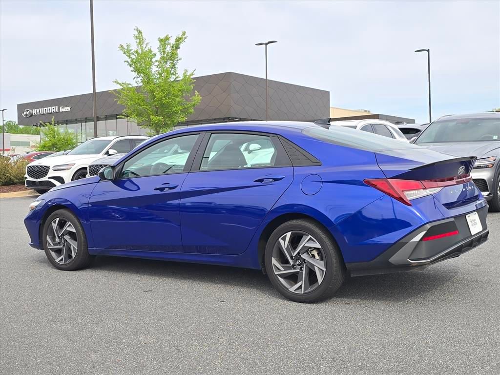 Certified 2025 Hyundai Elantra Sport image 5
