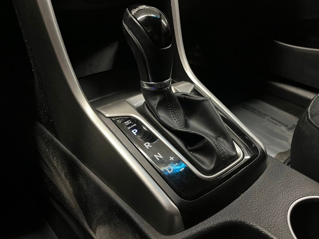 Used 2015 Hyundai Elantra GT w/ Option Group 02 FWD image 10