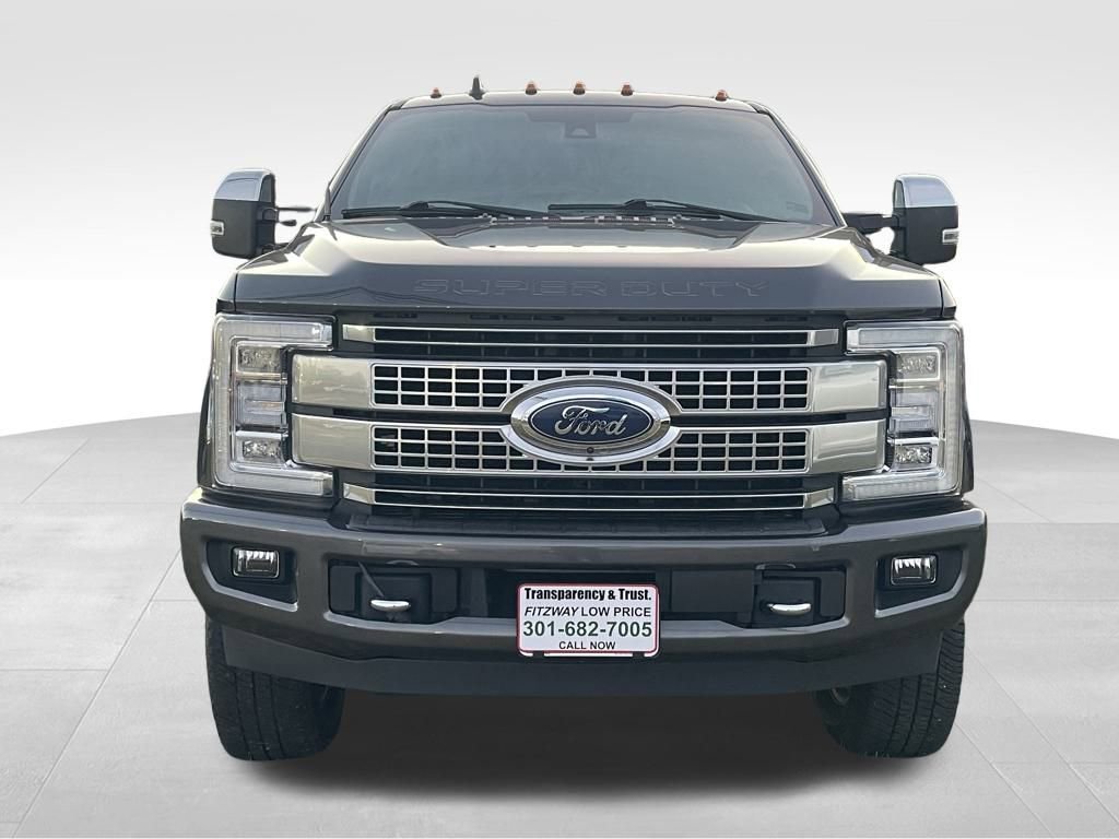 Used 2019 Ford F350 Platinum w/ Platinum Ultimate Package image 5