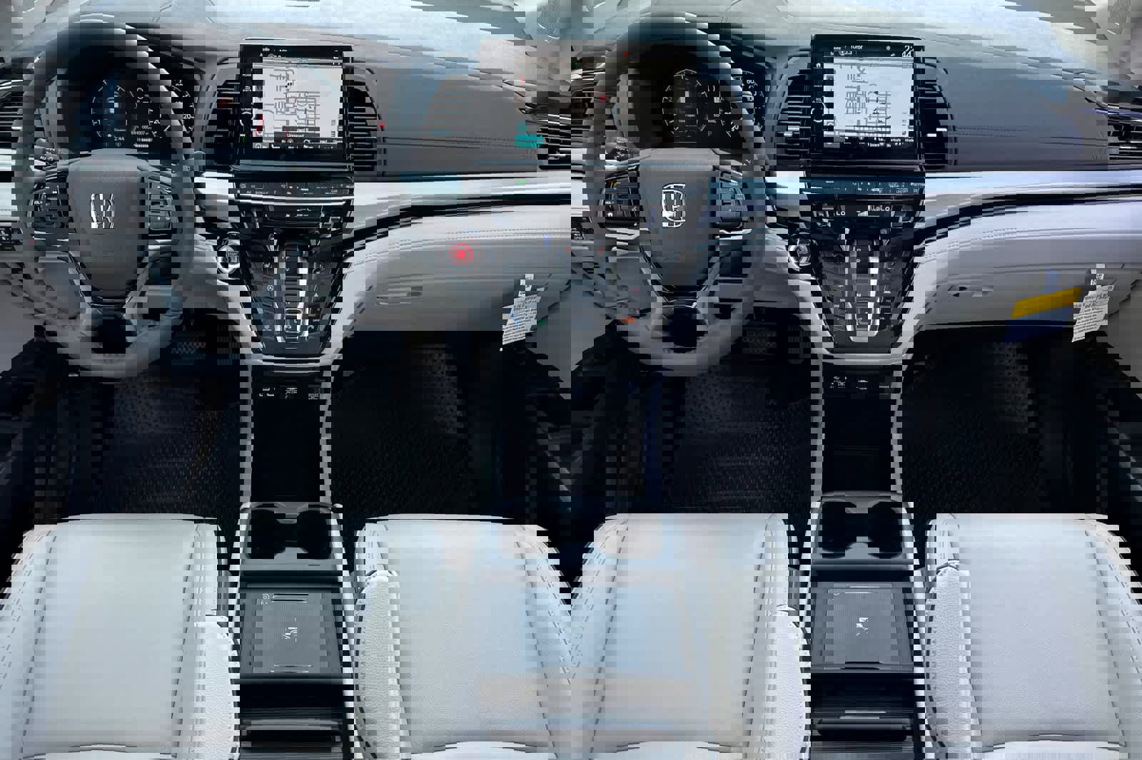 New 2026 Honda Odyssey Touring image 13