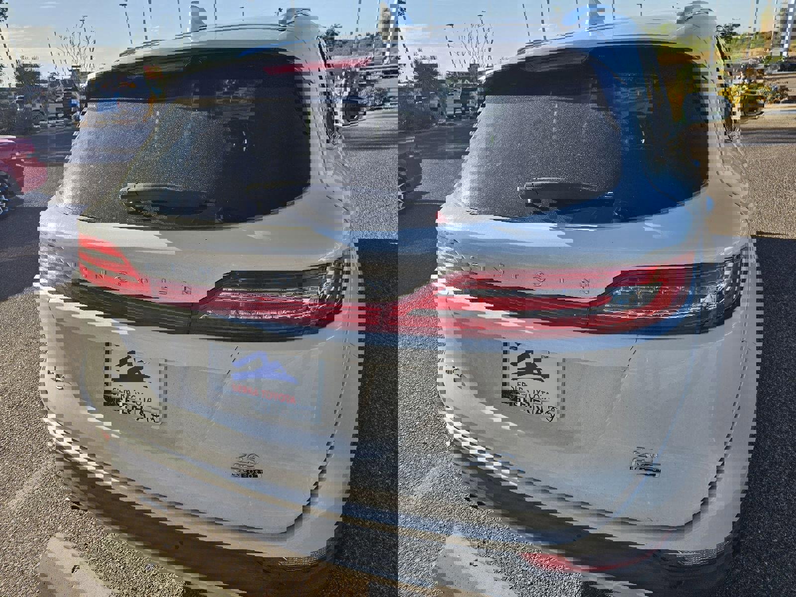 Used 2015 Lincoln MKC FWD w/ Equipment Group 101A Select image 13