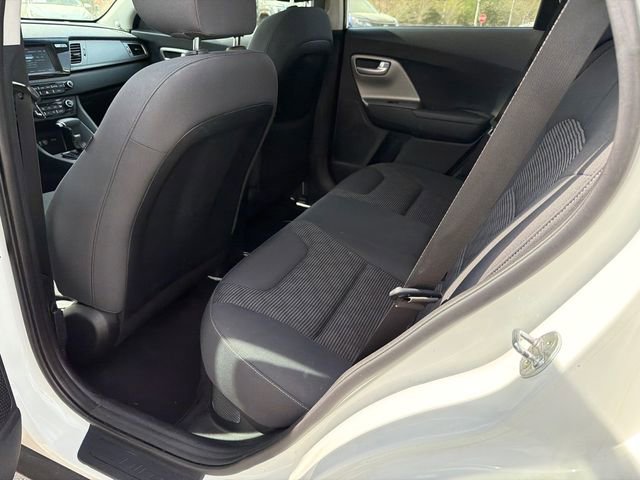 Used 2019 Kia Niro LX image 20