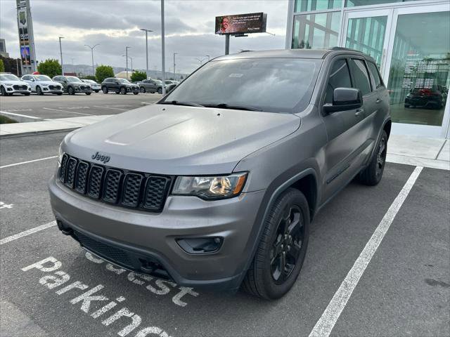 Used 2019 Jeep Grand Cherokee Laredo RWD image 2