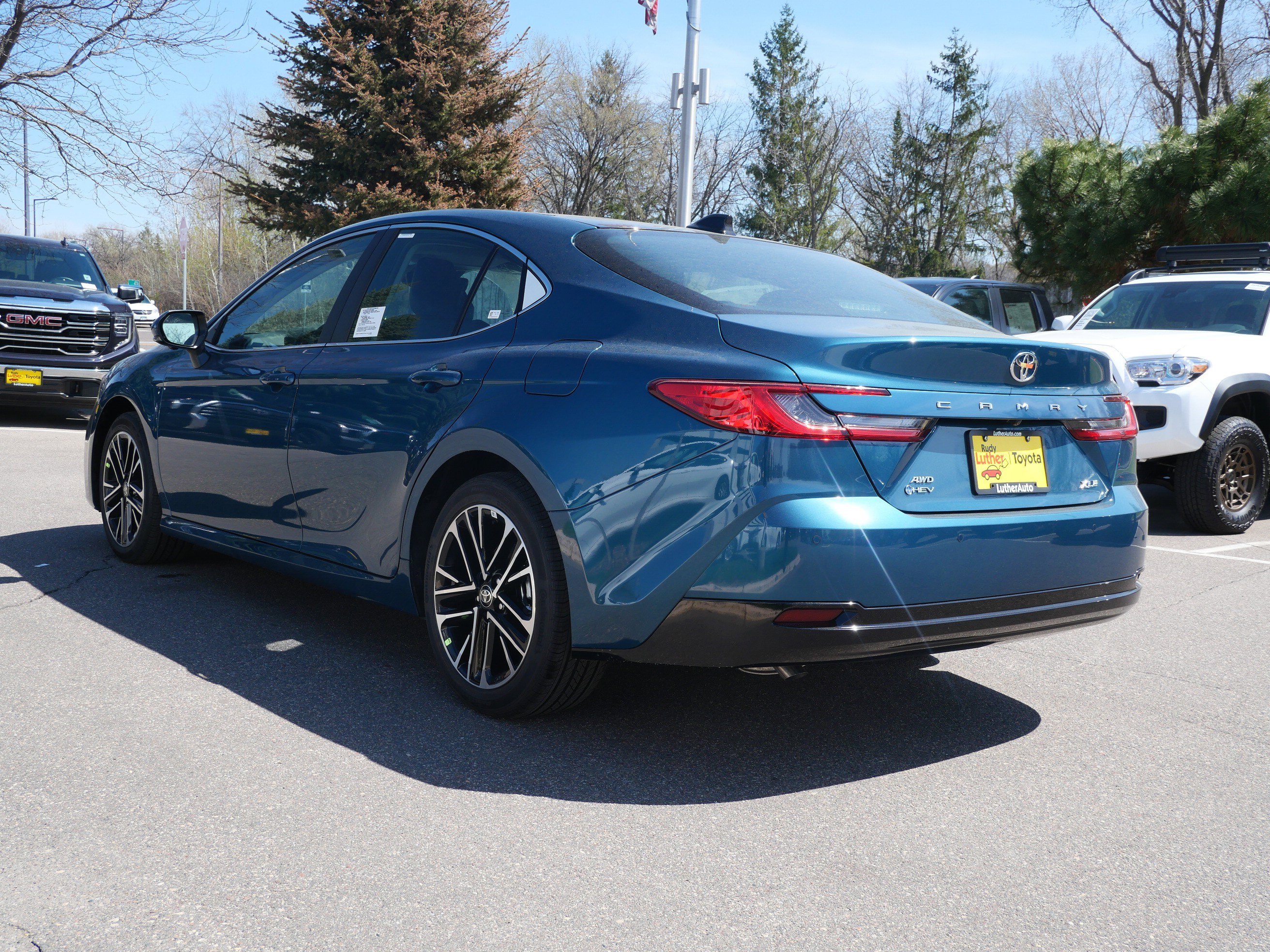 New 2026 Toyota Camry XLE AWD/4WD image 3