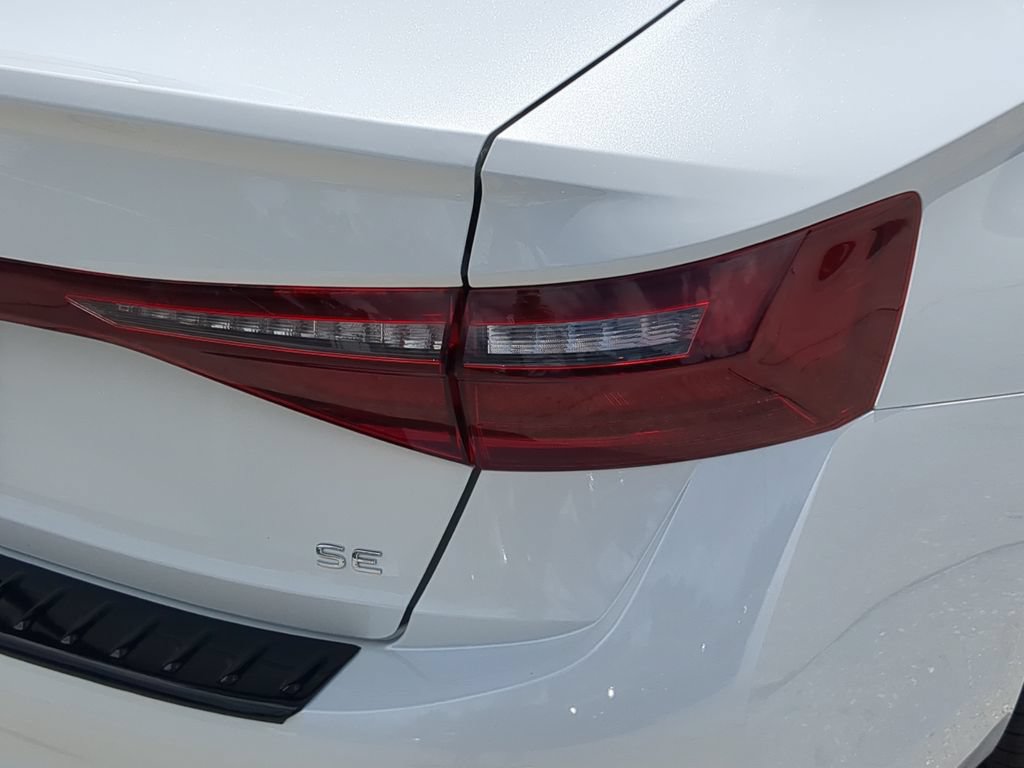 New 2026 Volkswagen Jetta SE FWD image 7