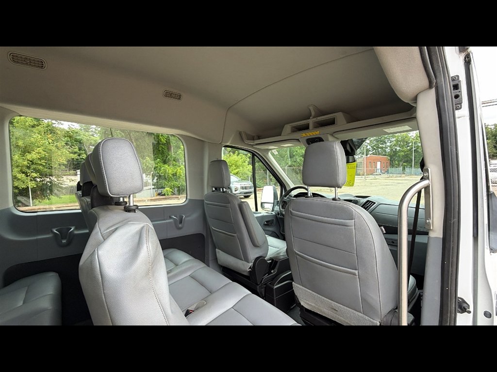 Used 2018 Ford Transit 350 XL RWD image 25