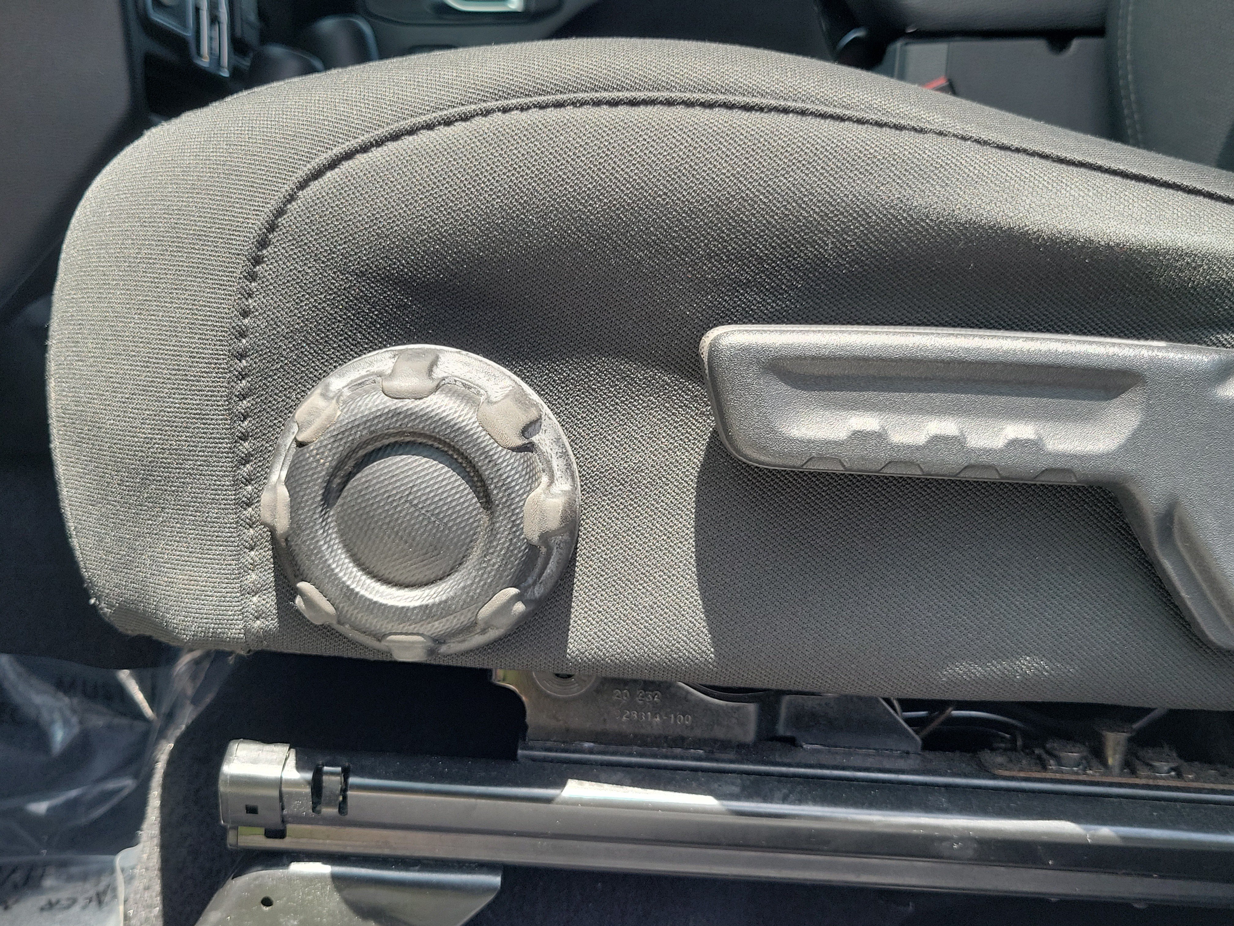 Used 2021 Jeep Gladiator Sport AWD/4WD image 21
