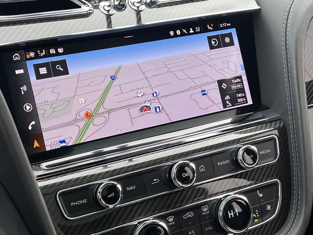 Used 2022 Bentley Bentayga V8 image 33