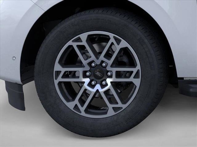 New 2025 Ford Expedition Active image 19