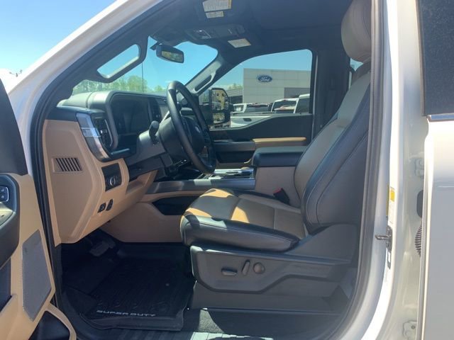 Certified 2025 Ford F350 Lariat w/ Lariat Ultimate Package image 24