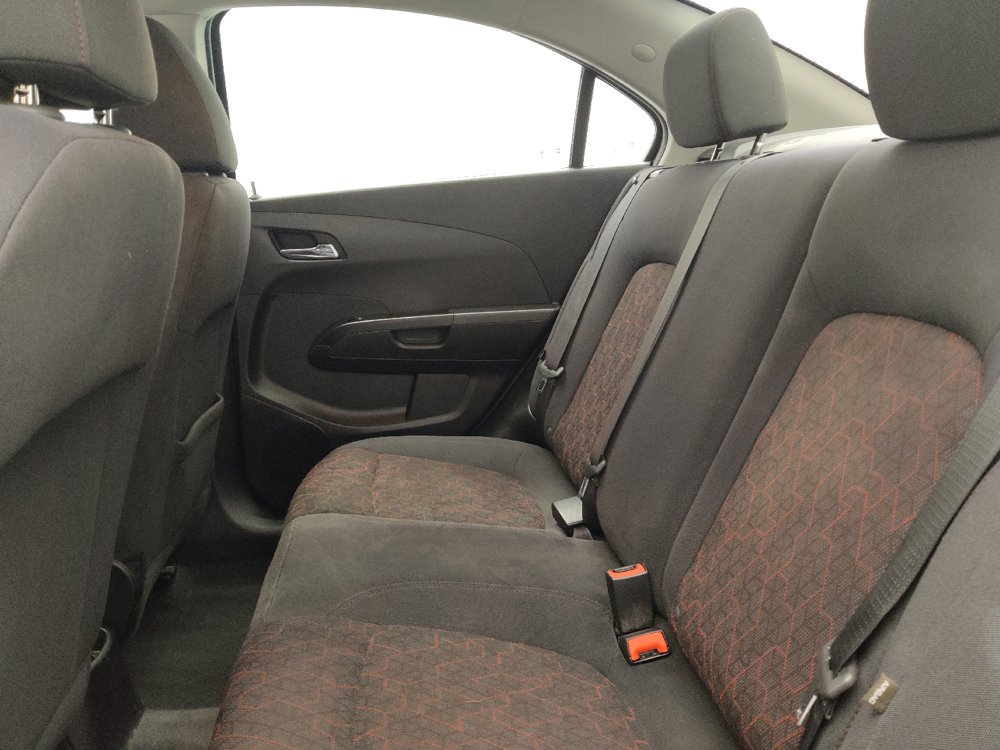 Used 2020 Chevrolet Sonic LT w/ Convenience Package FWD image 18