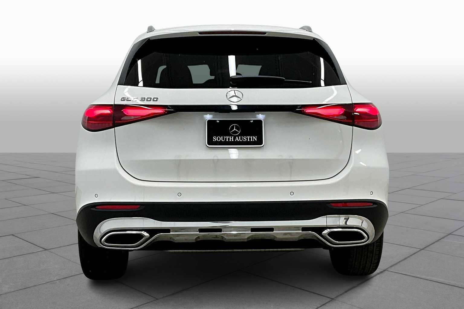 New 2025 Mercedes-Benz GLC 300 image 4