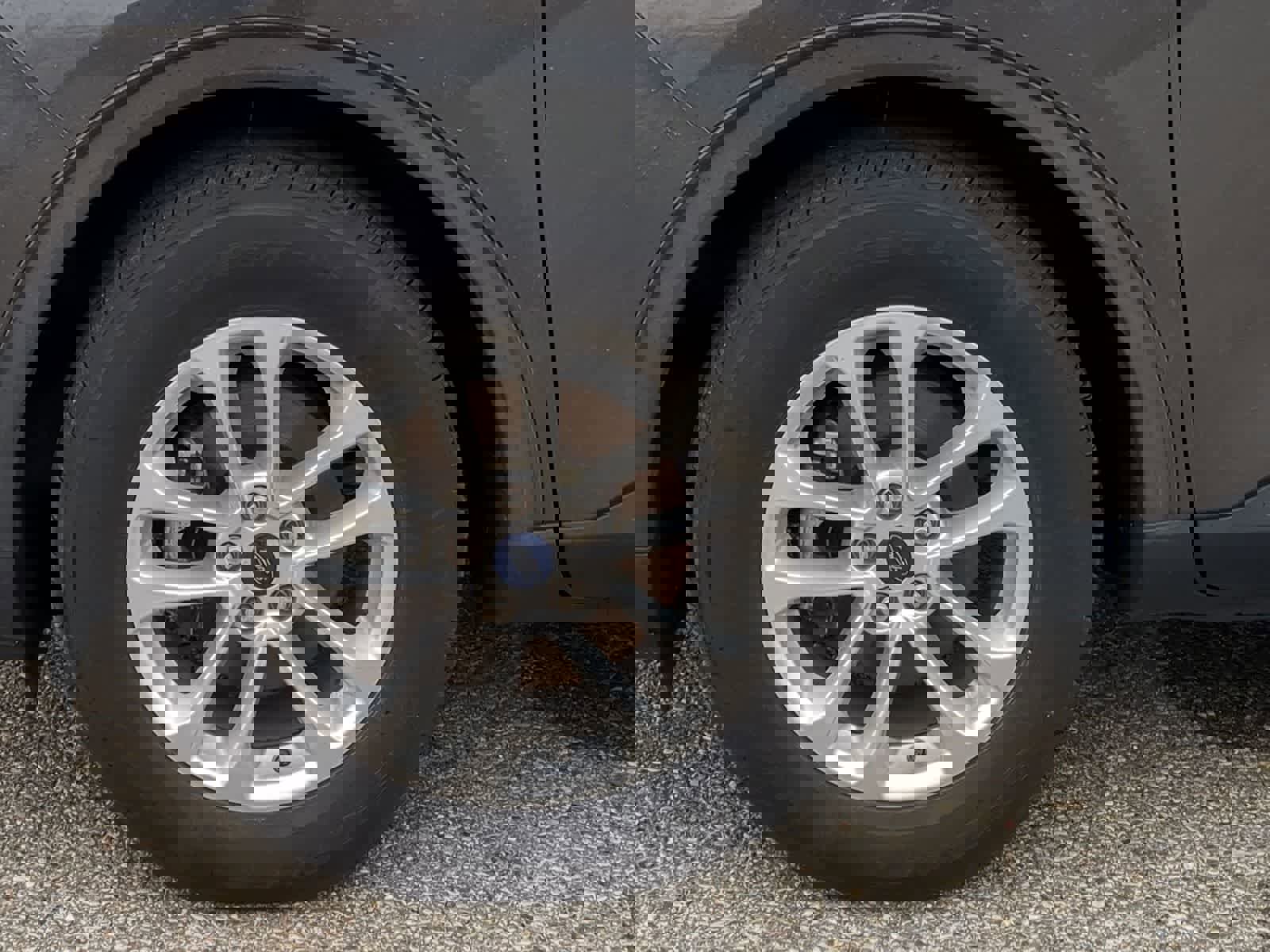 Used 2020 Ford Escape SE image 14