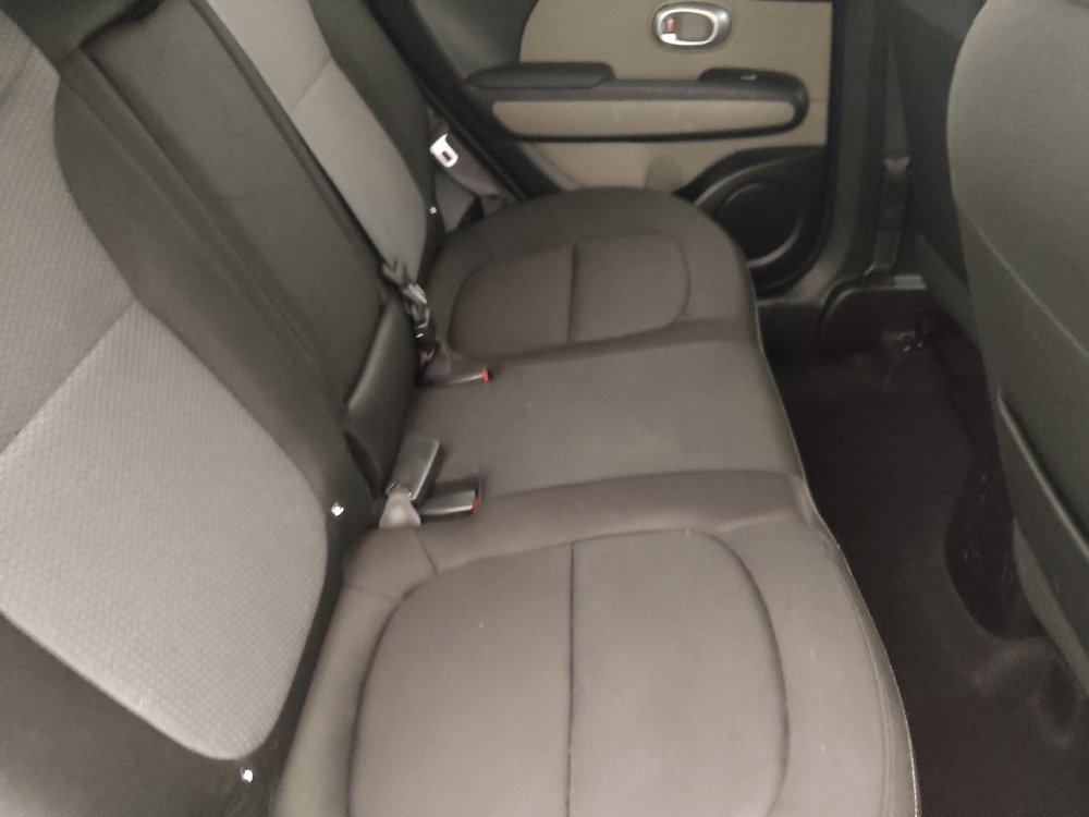 Used 2019 Kia Soul + FWD image 19