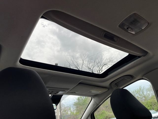 Used 2018 Honda Fit EX image 19