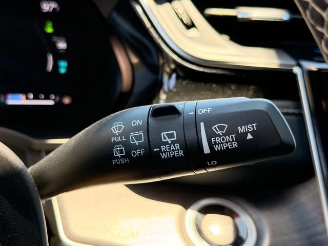 Used 2023 Jeep Grand Cherokee 30th Anniversary AWD/4WD image 16