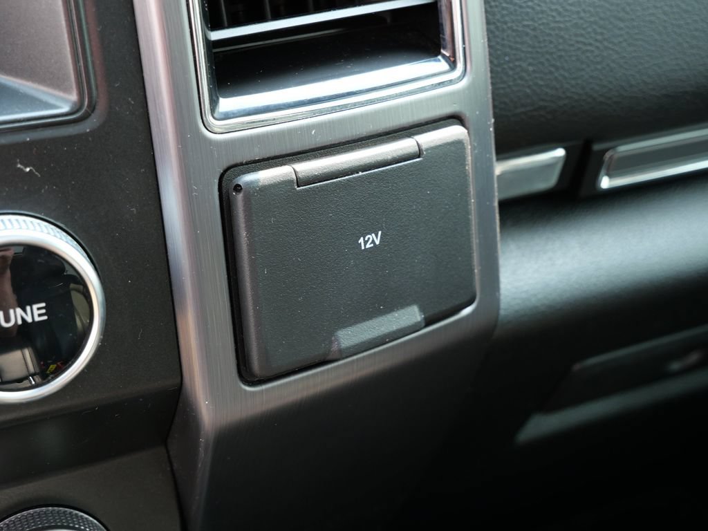 Used 2021 Ford Expedition Max Platinum AWD/4WD image 36