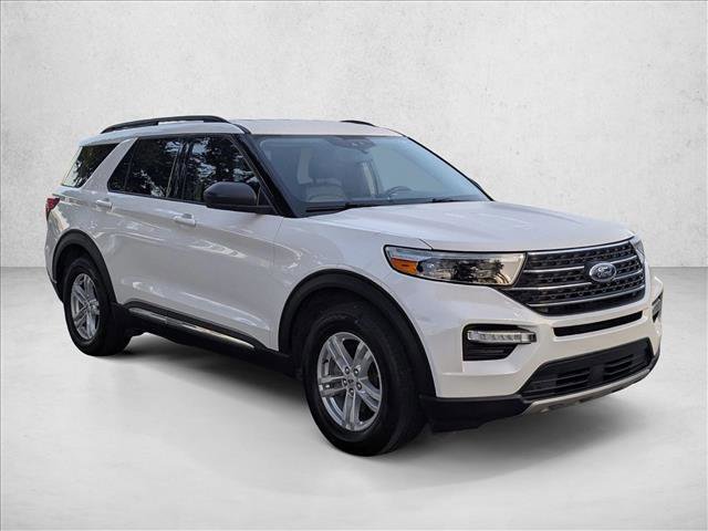 Used 2022 Ford Explorer XLT w/ Equipment Group 202A RWD image 3