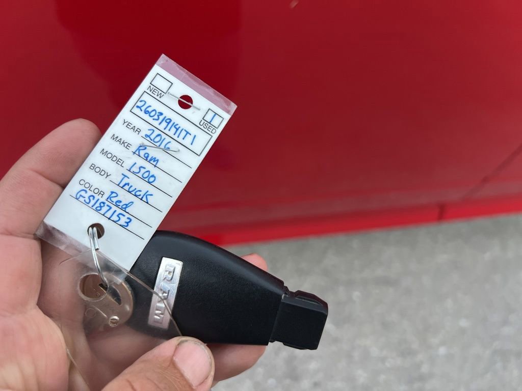 Used 2016 RAM 1500 Laramie image 30