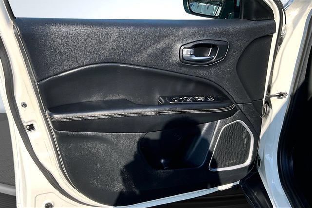 Used 2020 Jeep Compass Sport image 20