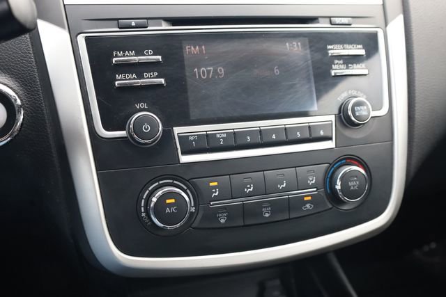 Used 2018 Nissan Altima 2.5 S w/ S Convenience Package image 19