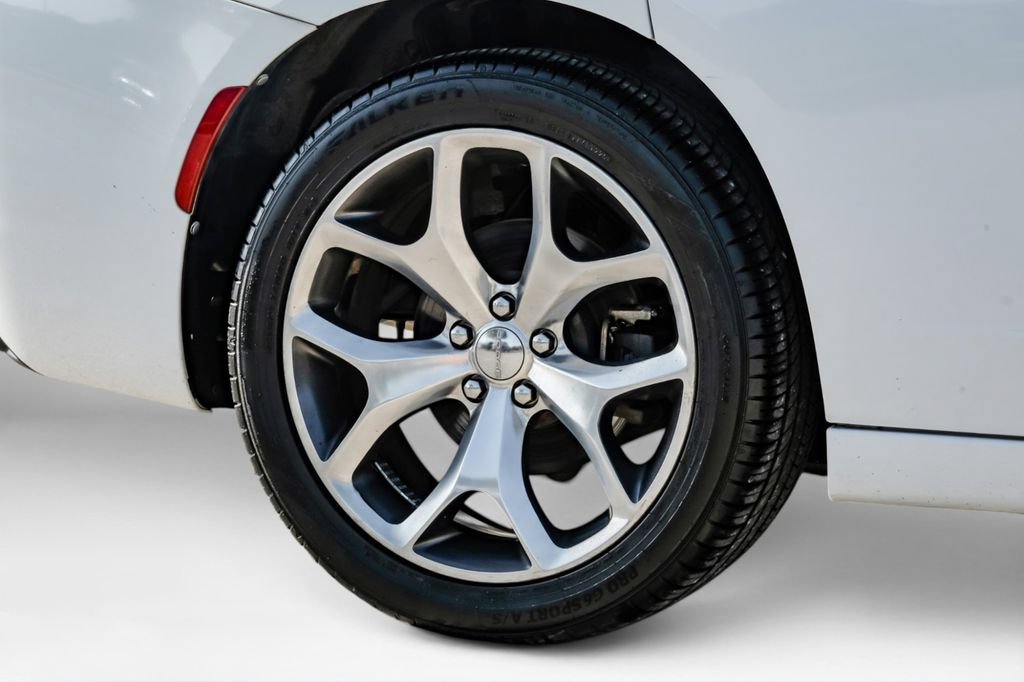 Used 2015 Dodge Charger R/T w/ Plus Group RWD image 60