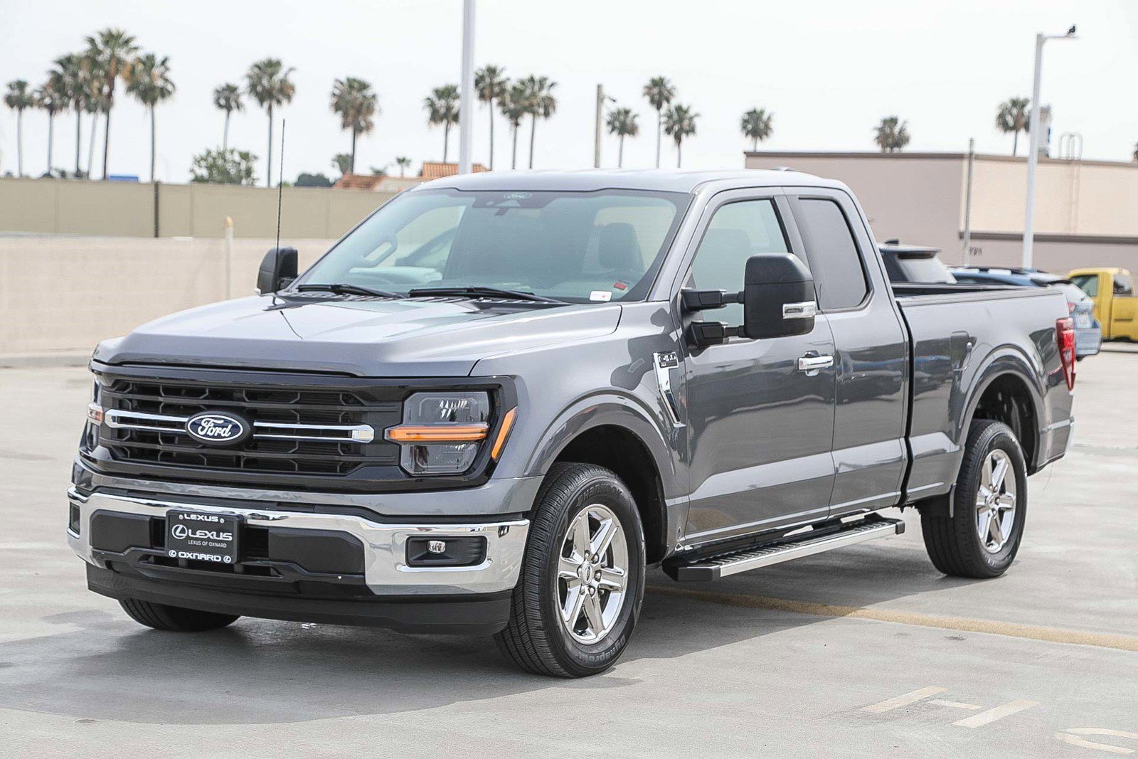 Used 2025 Ford F150 XLT w/ Equipment Group 301A Standard image 3