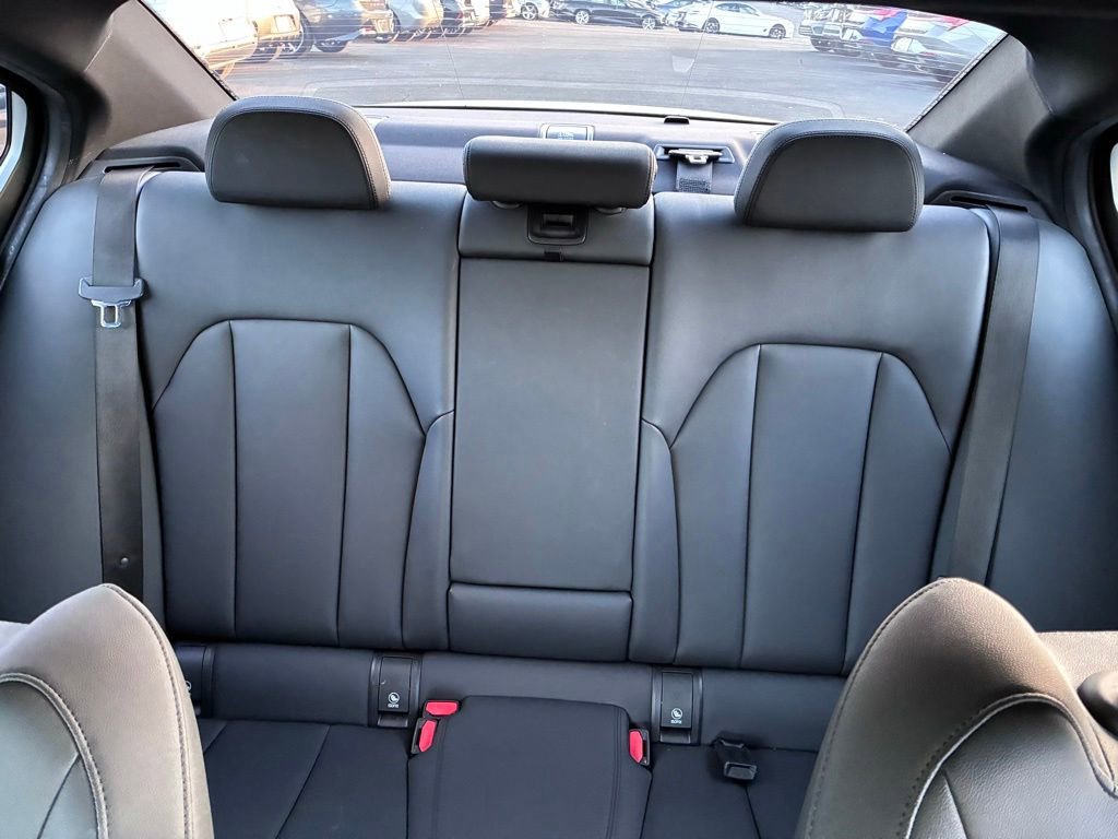 Used 2020 BMW 330i xDrive Sedan w/ Convenience Package AWD/4WD image 13