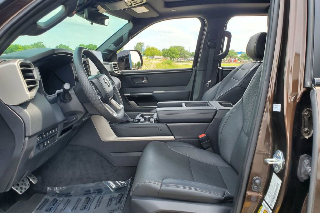 Used 2025 Toyota Tundra Limited w/ TRD Off-Road Package AWD/4WD image 4
