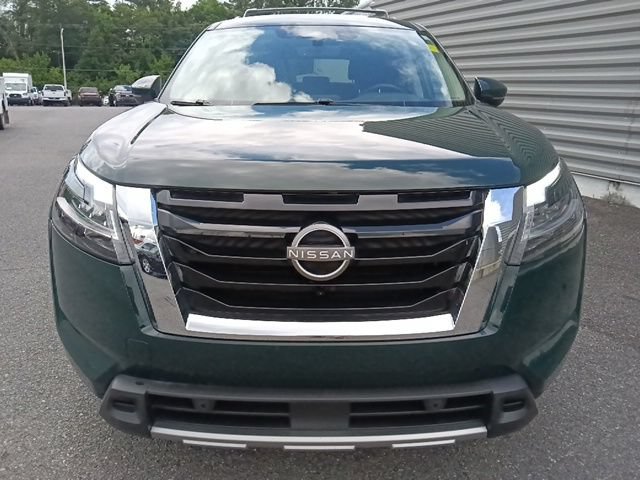 Used 2024 Nissan Pathfinder SL AWD/4WD image 8