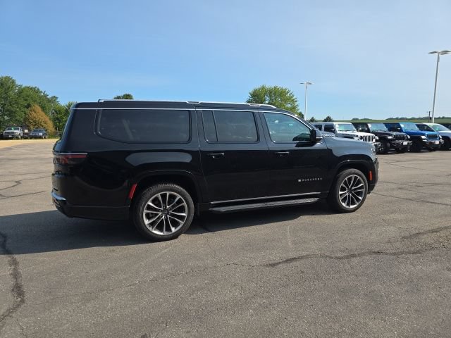 Used 2024 Jeep Wagoneer L Series II w/ Convenience Group I AWD/4WD image 10