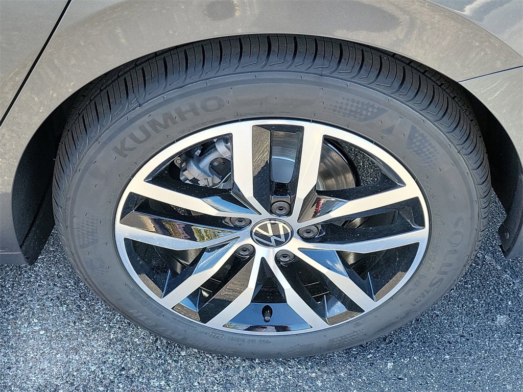 New 2026 Volkswagen Jetta SE image 5