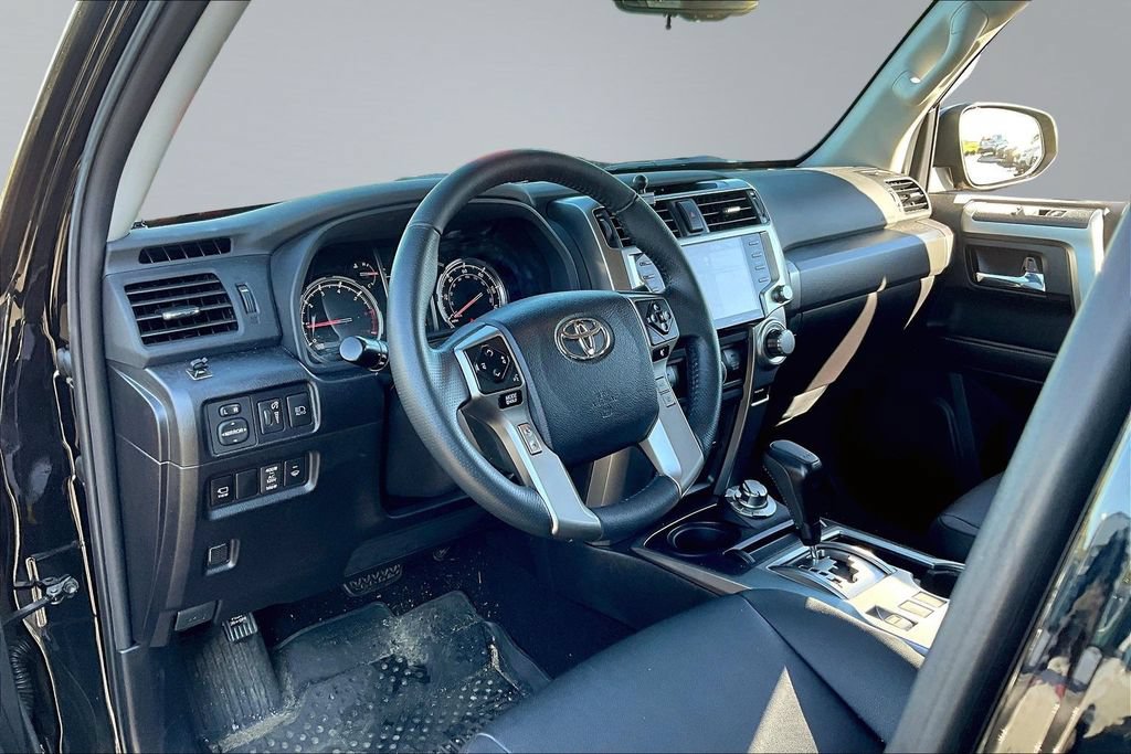 Used 2024 Toyota 4Runner TRD Sport w/ Technology Package AWD/4WD image 14