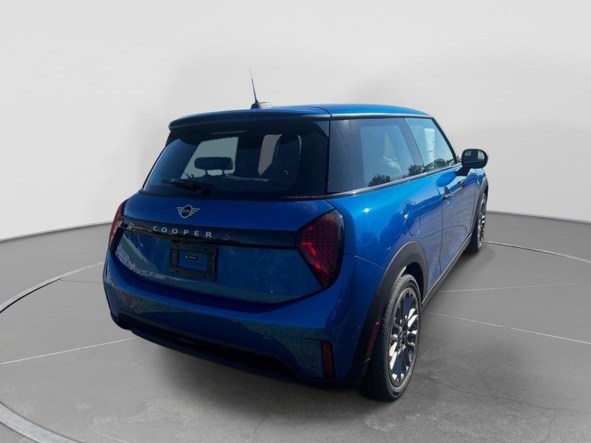 Used 2025 MINI Cooper S FWD image 5