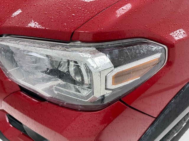 Used 2023 Toyota Tacoma TRD Off-Road image 9