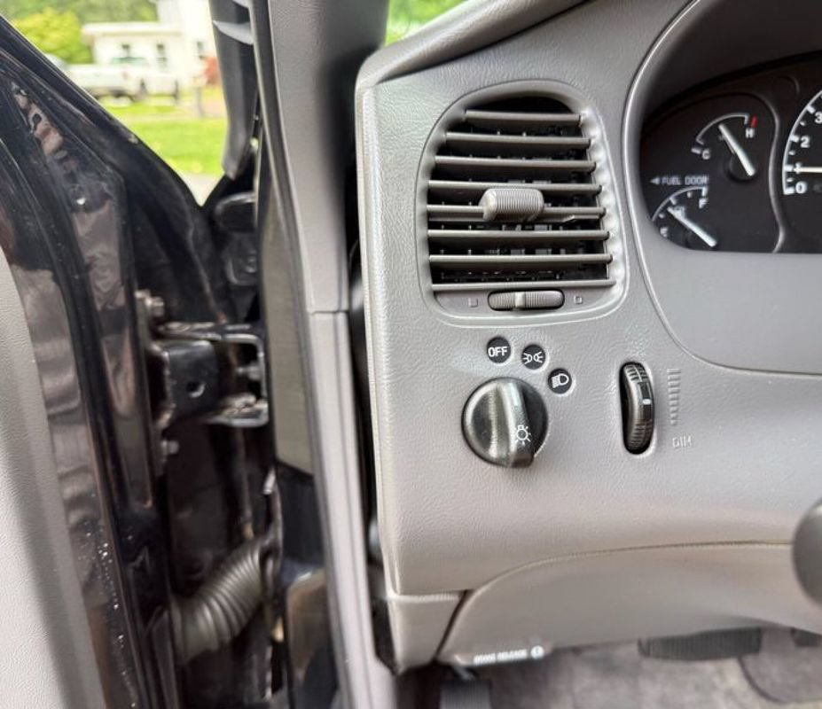 Used 2002 Ford Ranger XLT AWD/4WD image 25